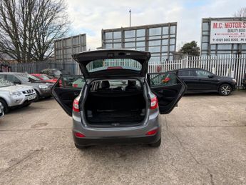 Hyundai ix35 2.0 CRDi SE Auto 4WD Euro 5 5dr (Nav)