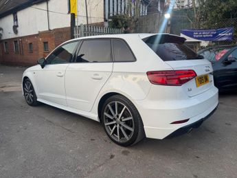 Audi A3 1.0 TFSI 30 Black Edition Sportback S Tronic Euro 6 (s/s) 5dr