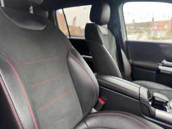 Mercedes-Benz GLB 1.3 GLB200 MHEV AMG Line (Executive) 7G-DCT Euro 6 (s/s) 5dr