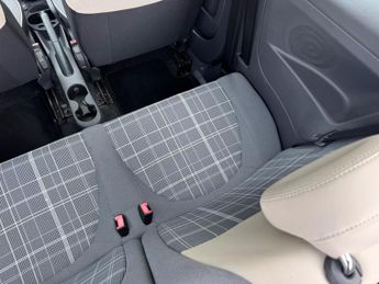 Fiat 500 1.2 Lounge Dualogic Euro 6 (s/s) 3dr