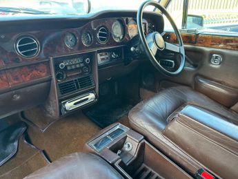 Rolls-Royce Silver Shadow 6.8 II Saloon 4dr Petrol Automatic (0 bhp)