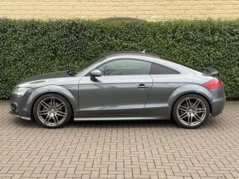 Audi TT 2.0 TDI Black Edition S Tronic quattro Euro 5 3dr