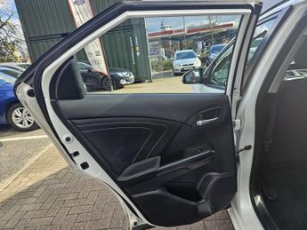 Honda Civic 1.8 i-VTEC SE Plus Tourer Auto Euro 6 5dr