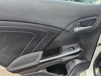 Honda Civic 1.8 i-VTEC SE Plus Tourer Auto Euro 6 5dr