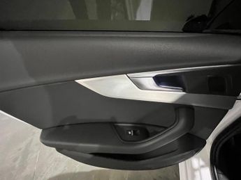 Audi A4 Avant 2.0 TDI S line S Tronic Euro 6 (s/s) 5dr