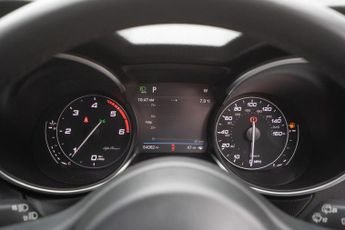 Alfa Romeo Stelvio 2.2 TD Super Auto Q4 AWD Euro 6 (s/s) 5dr