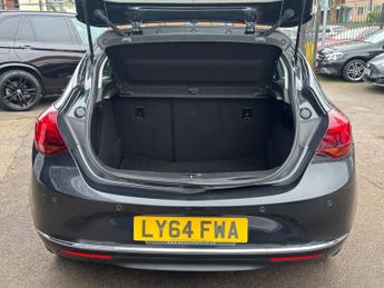 Vauxhall Astra 1.6 16v SRi Auto Euro 5 5dr