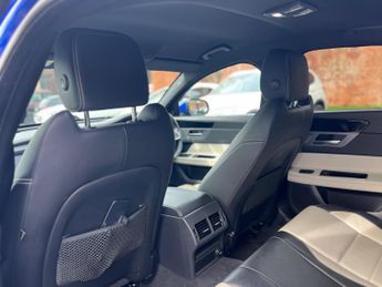 Jaguar XF 2.0d R-Sport Auto Euro 6 (s/s) 4dr