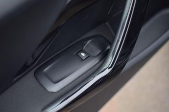 Peugeot 208 1.2 PureTech Active Euro 6 5dr