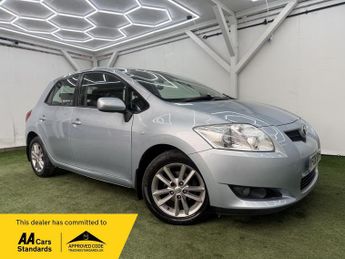 Toyota Auris 1.6 VVT-i TR 5dr
