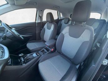 Vauxhall Grandland X 1.6 Turbo D BlueInjection SE Auto Euro 6 (s/s) 5dr