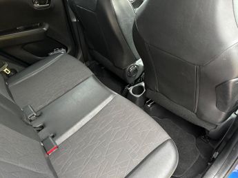 Toyota AYGO 1.0 VVT-i x-clusiv x-shift Euro 6 5dr (Safety Sense)