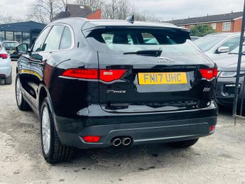 Jaguar F-PACE 2.0 D180 Portfolio Auto AWD Euro 6 (s/s) 5dr