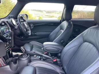 MINI HATCH 2.0 John Cooper Works Hatchback 3dr Petrol Steptronic Euro 6 (s/