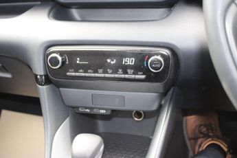 Toyota Yaris 1.5 VVT-h Icon E-CVT Euro 6 (s/s) 5dr