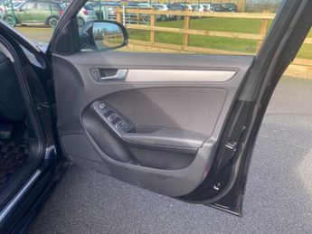 Audi A4 Avant 2.0 TFSI SE Multitronic Euro 5 (s/s) 5dr