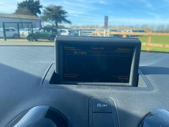 Audi A1 1.4 TFSI Sport Hatchback 3dr Petrol S Tronic Euro 5 (s/s) (122 p