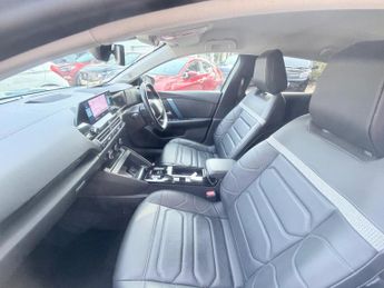 Citroen e-C4 50kWh Shine Plus Auto 5dr