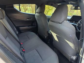Toyota C-HR 1.8 VVT-h Icon CVT Euro 6 (s/s) 5dr