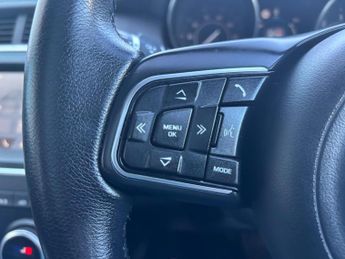 Jaguar E-PACE 2.0 D150 S SUV 5dr Diesel Auto AWD Euro 6 (s/s) (150 ps)