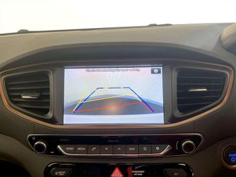 Hyundai IONIQ 28kWh Premium SE Hatchback 5dr Electric Auto (120 ps)