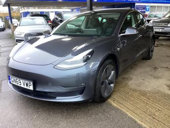 Tesla Model 3 Standard Range Plus Auto RWD 4dr