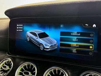 Mercedes-Benz E Class 2.0 E220d AMG Line (Premium) Coupe 2dr Diesel G-Tronic+ Euro 6 (