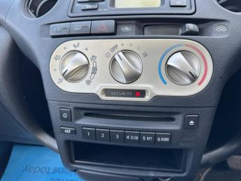 Toyota Yaris 1.3 VVT-i T Spirit 5dr