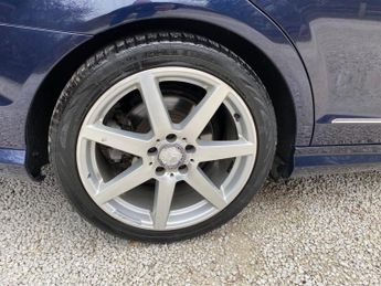 Mercedes-Benz C Class 2.1 C220 CDI BlueEfficiency Sport G-Tronic+ Euro 5 (s/s) 4dr