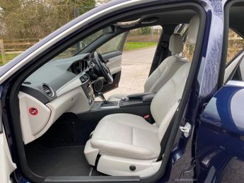 Mercedes-Benz C Class 2.1 C220 CDI BlueEfficiency Sport G-Tronic+ Euro 5 (s/s) 4dr