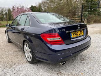 Mercedes-Benz C Class 2.1 C220 CDI BlueEfficiency Sport G-Tronic+ Euro 5 (s/s) 4dr