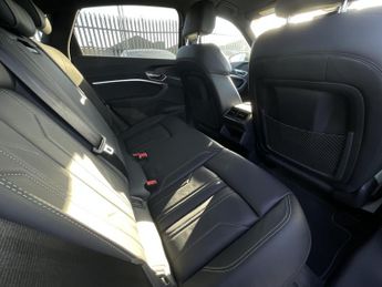 Audi E-Tron S LINE 55 QUATTRO