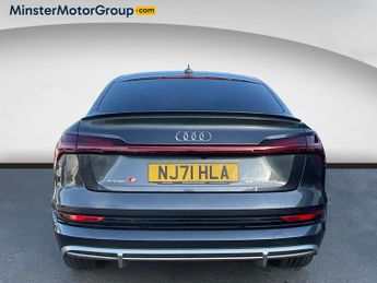 Audi E-Tron S LINE 55 QUATTRO