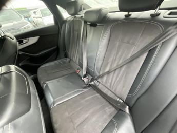 Audi A4 S LINE 45 TFSI QUATTRO S-A