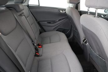 Hyundai IONIQ 38.3kWh Premium Auto 5dr