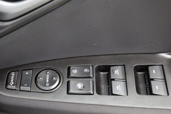 Hyundai IONIQ 38.3kWh Premium Auto 5dr