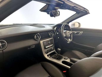 Mercedes-Benz SLC 1.6 SLC180 AMG Line Convertible 2dr Petrol Manual Euro 6 (s/s) (