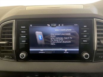 Skoda Karoq 1.0 TSI SE SUV 5dr Petrol Manual Euro 6 (s/s) (116 ps)