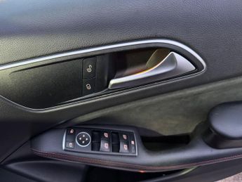 Mercedes-Benz A Class 1.6 A180 AMG Line 7G-DCT Euro 6 (s/s) 5dr