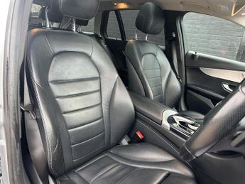 Mercedes-Benz C Class 2.0 C350e 6.4kWh Sport (Premium Plus) G-Tronic+ Euro 6 (s/s) 5dr