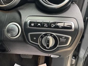 Mercedes-Benz C Class 2.0 C350e 6.4kWh Sport (Premium Plus) G-Tronic+ Euro 6 (s/s) 5dr