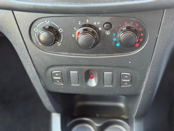 Dacia Sandero 1.2 Ambiance Euro 6 5dr