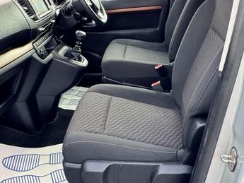 Toyota PROACE Verso 2.0D Family Compact MPV SWB Euro 6 (s/s) 5dr (8 Seat)