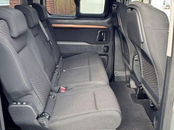 Toyota PROACE Verso 2.0D Family Compact MPV SWB Euro 6 (s/s) 5dr (8 Seat)