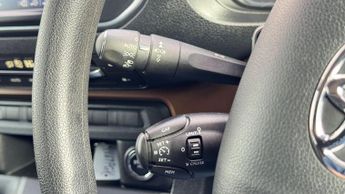 Toyota PROACE Verso 2.0D Family Compact MPV SWB Euro 6 (s/s) 5dr (8 Seat)