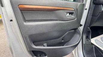 Toyota PROACE Verso 2.0D Family Compact MPV SWB Euro 6 (s/s) 5dr (8 Seat)