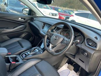 Vauxhall Grandland X 1.6 13.2kWh Elite Nav Auto 4WD Euro 6 (s/s) 5dr Hybrid4