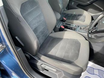 Volkswagen Golf 2.0 TDI BlueMotion Tech GT DSG Euro 5 (s/s) 5dr