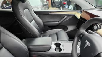 Tesla Model Y (Dual Motor) Long Range Auto 4WDE 5dr