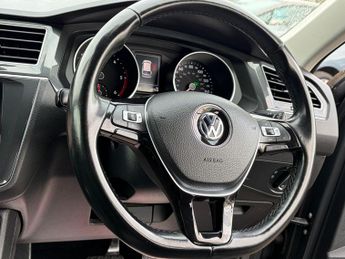 Volkswagen Tiguan 2.0 TDI Match DSG 4Motion Euro 6 (s/s) 5dr